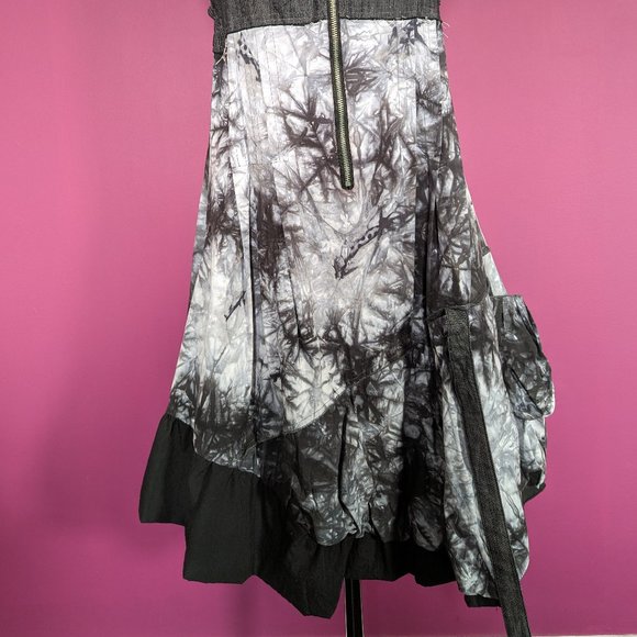 Forla Paris Ava Sleeveless Mini Dress in Black & White - Picture 2 of 13